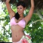 Renata Gonzalez Fotos en Bikini Rosado 4