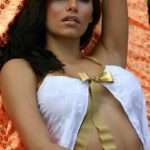 Renata Gonzalez Fotos En Bikini Blanco Con Dorado 14